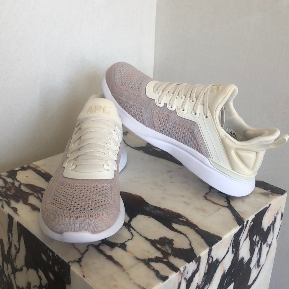 Athleticpropulsionlabs TechLoom Tracer shoes.